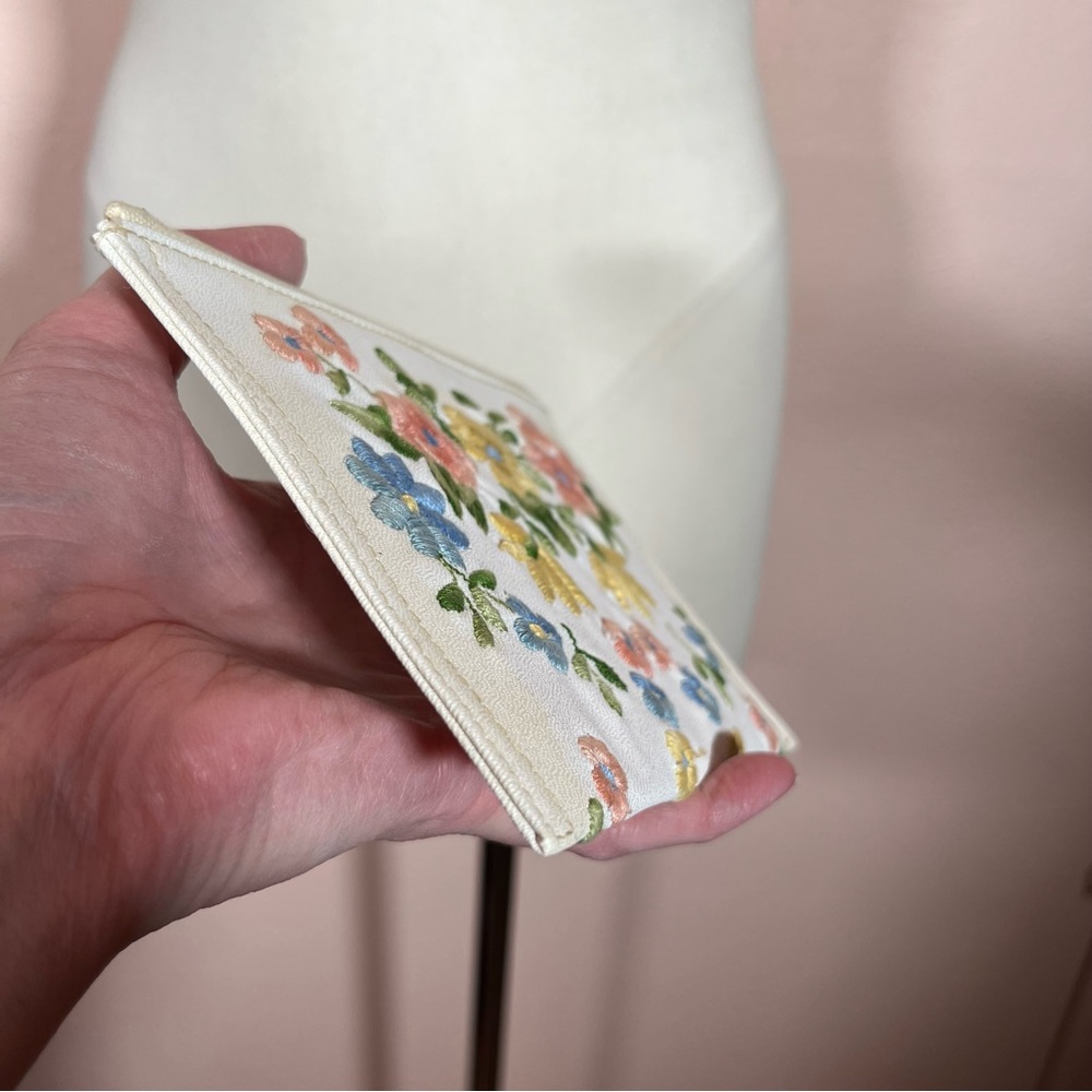 Vintage 40 50 Retro white Leather Pastel embroidered Cottagecore Clutch mini Bag - Picture 13 of 16